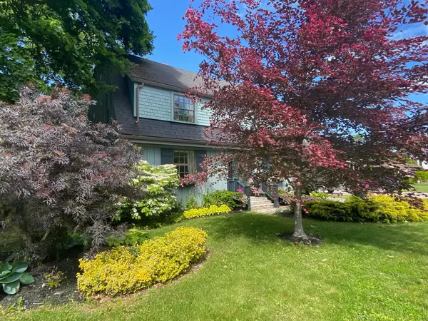 Niagara-on-the-lake, ON L0S 1J0,14382 Niagara Pkwy