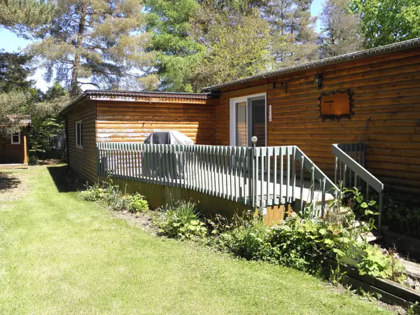 Lambton Shores, ON N0N 1J2,6523 West Parkway DR