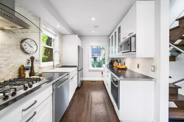 Toronto C07, ON M2R 2G4,45 Glenborough Park CRES