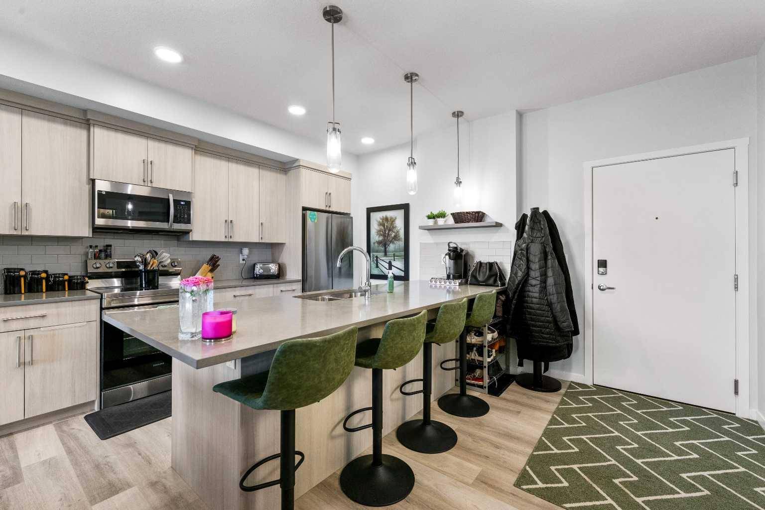 Calgary, AB T3M3T1,220 Seton GRV Southeast #1309