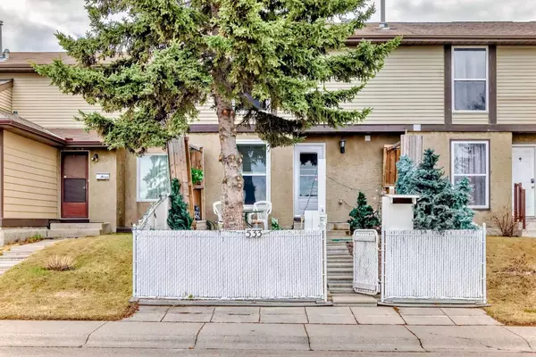 533 Abinger RD NE, Calgary, AB T2A6M4
