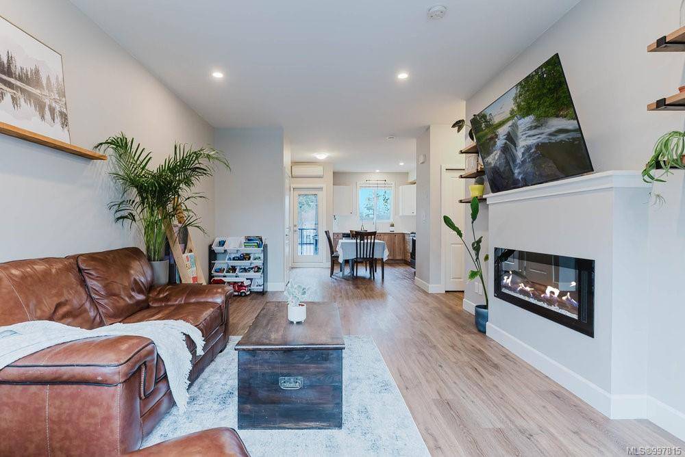 Langford, BC V9C 0P2,3351 Luxton Rd #1204