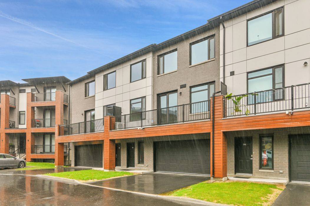 306 Rhonda Stewart Private, Stittsville - Munster - Richmond, ON K2S 1B9