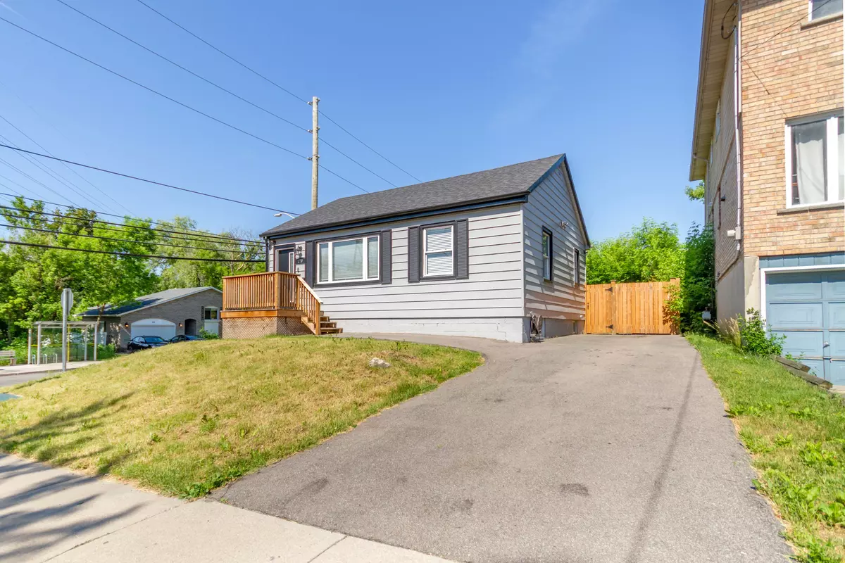 Hamilton, ON L8S 2Y2,170 Emerson ST