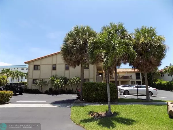 Deerfield Beach, FL 33441,330 SE 19th Ave  #A