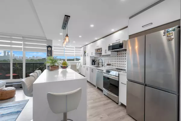 Mississauga, ON L5A 3T2,530 Lolita GDNS #803