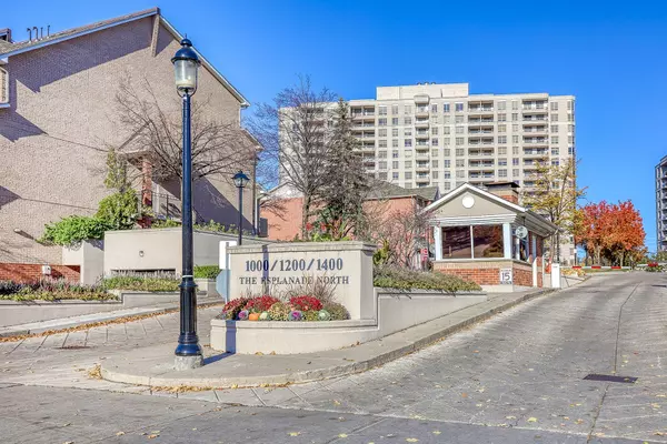 1000 The Esplanade N N/A #603, Pickering, ON L1V 6V3