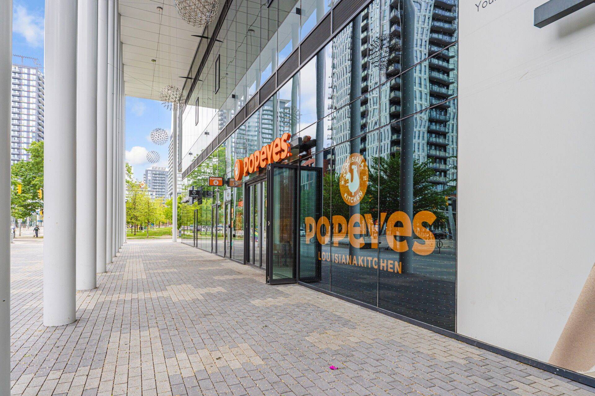Toronto C08, ON M5A 0R2,34 Tubman AVE #1105