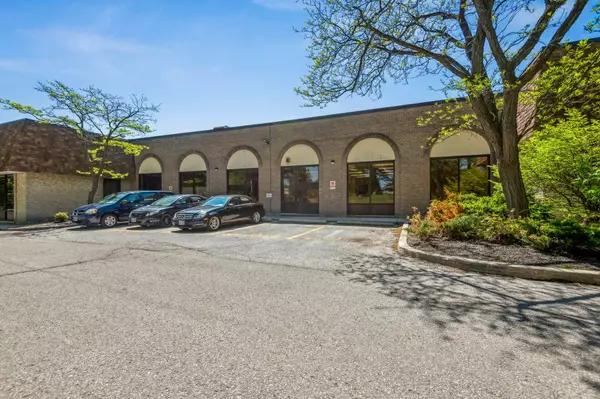 Toronto E07, ON M1S 3J1,1361 Huntingwood DR N #9