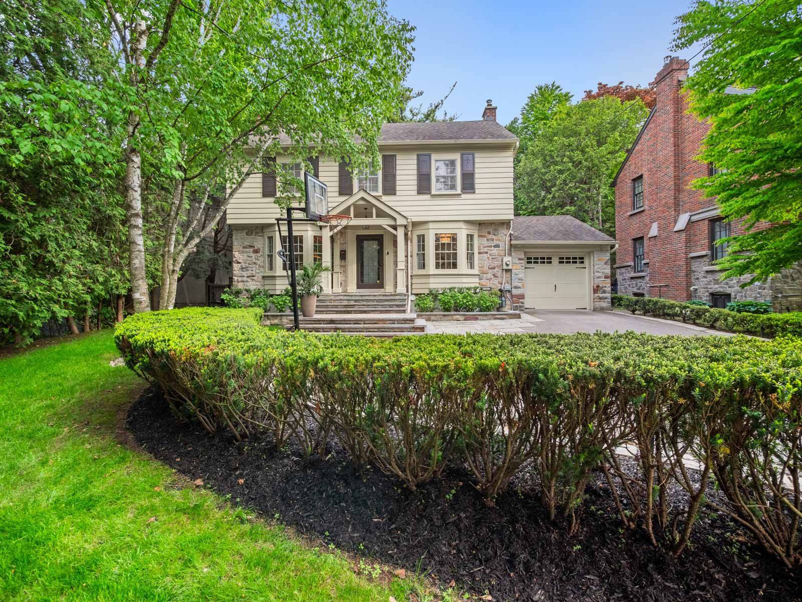 Toronto C12, ON M4N 2G3,53 Donwoods DR
