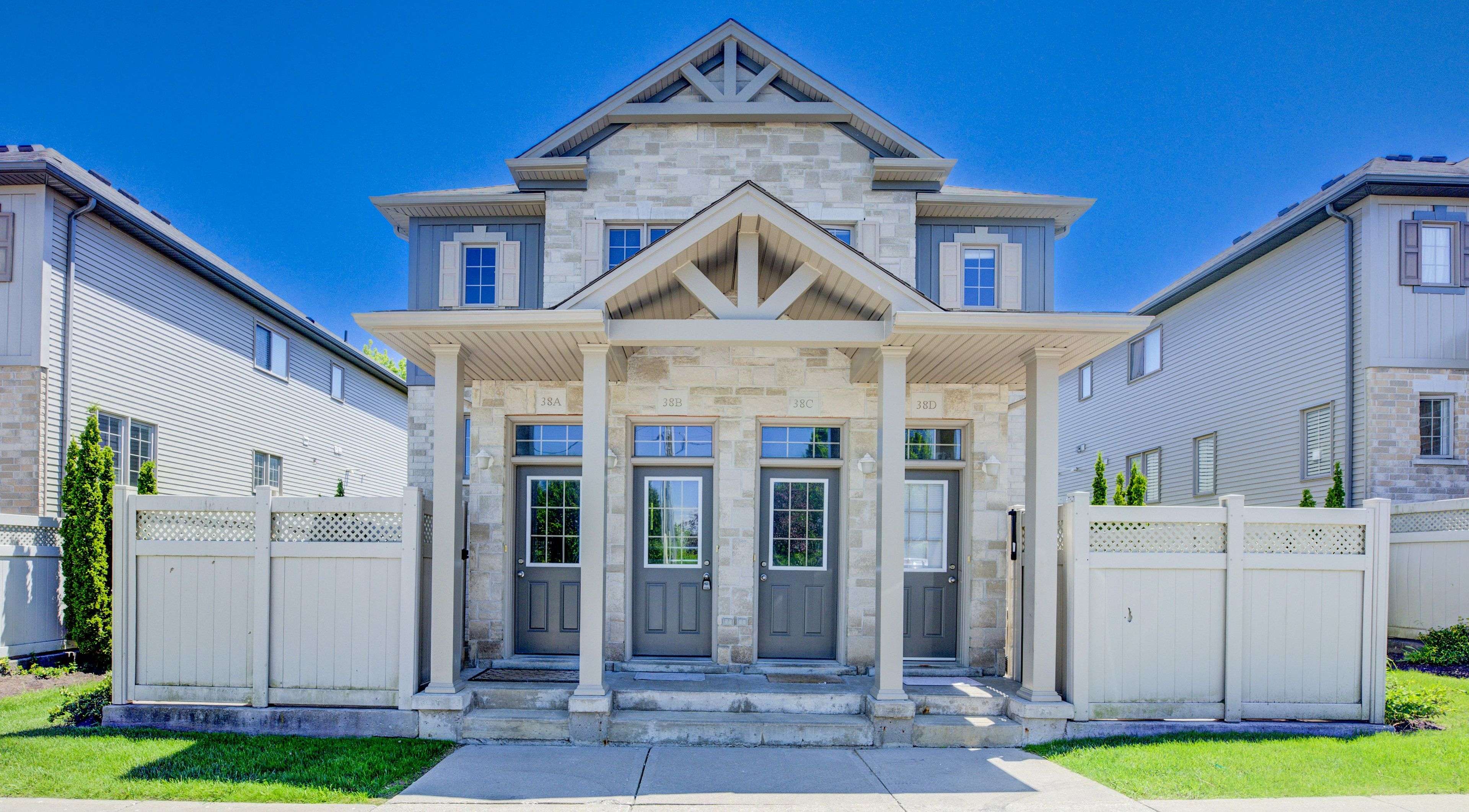 Waterloo, ON N2N 0B6,931 Glasgow ST #38B