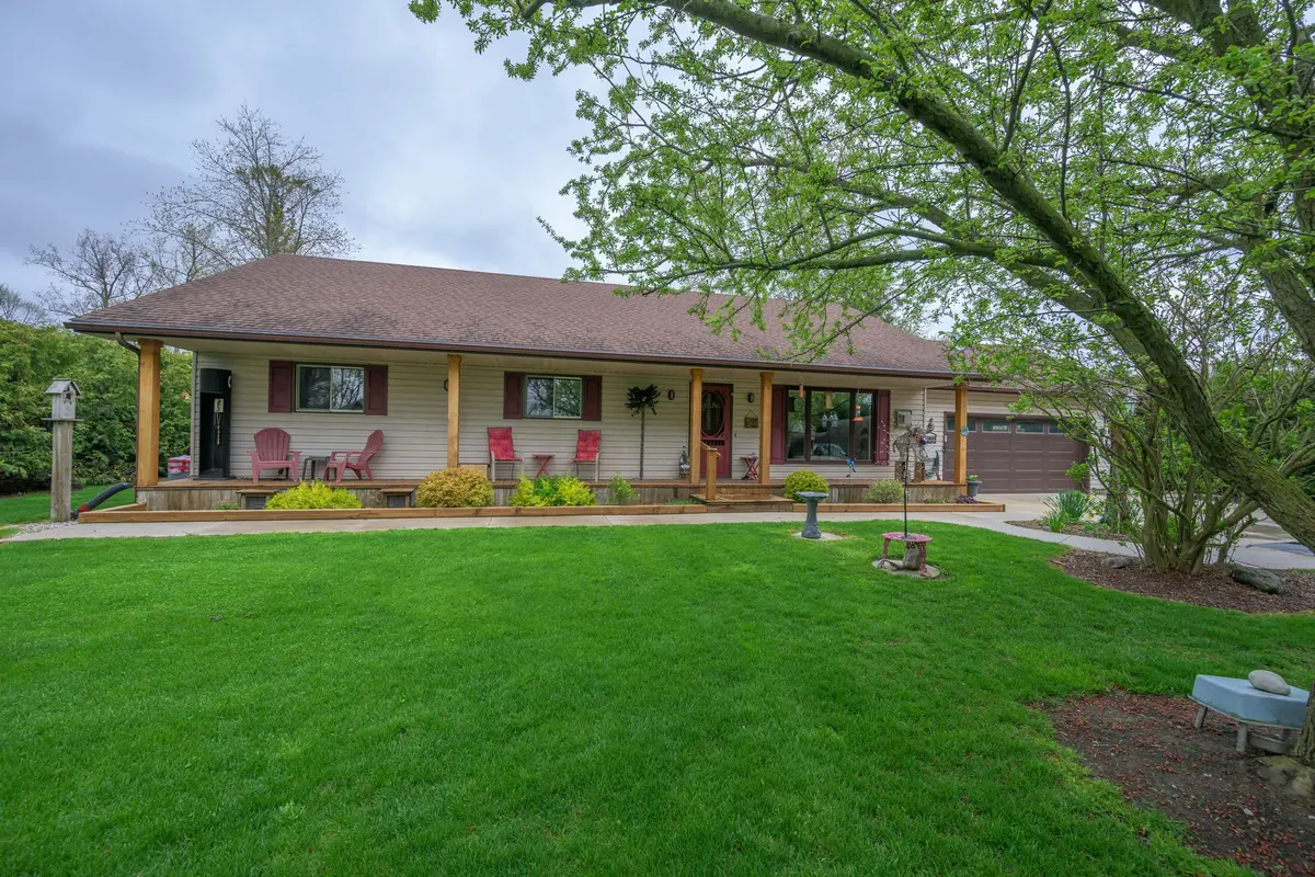 Lambton Shores, ON N0M 2N0,8444 Lazy LN