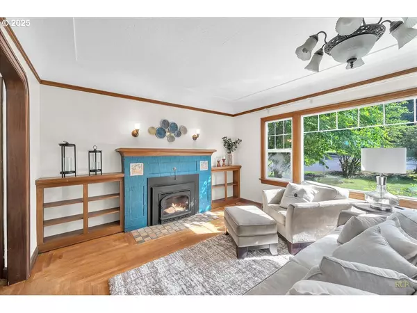 Portland, OR 97220,3700 NE MAYWOOD PL