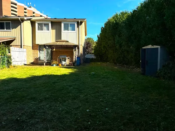 Toronto E11, ON M1B 2W6,347 Braymore BLVD