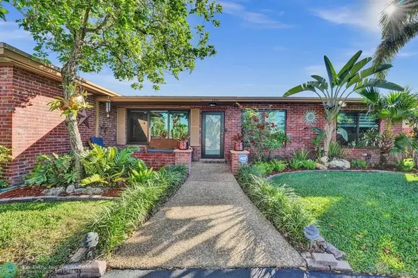 Pembroke Pines, FL 33026,1931 NW 104th Ave