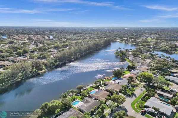 Pembroke Pines, FL 33026,1931 NW 104th Ave