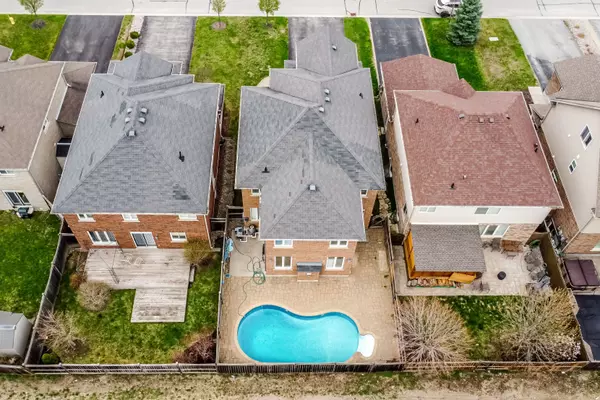 Barrie, ON L4N 6G9,13 Auburn CT