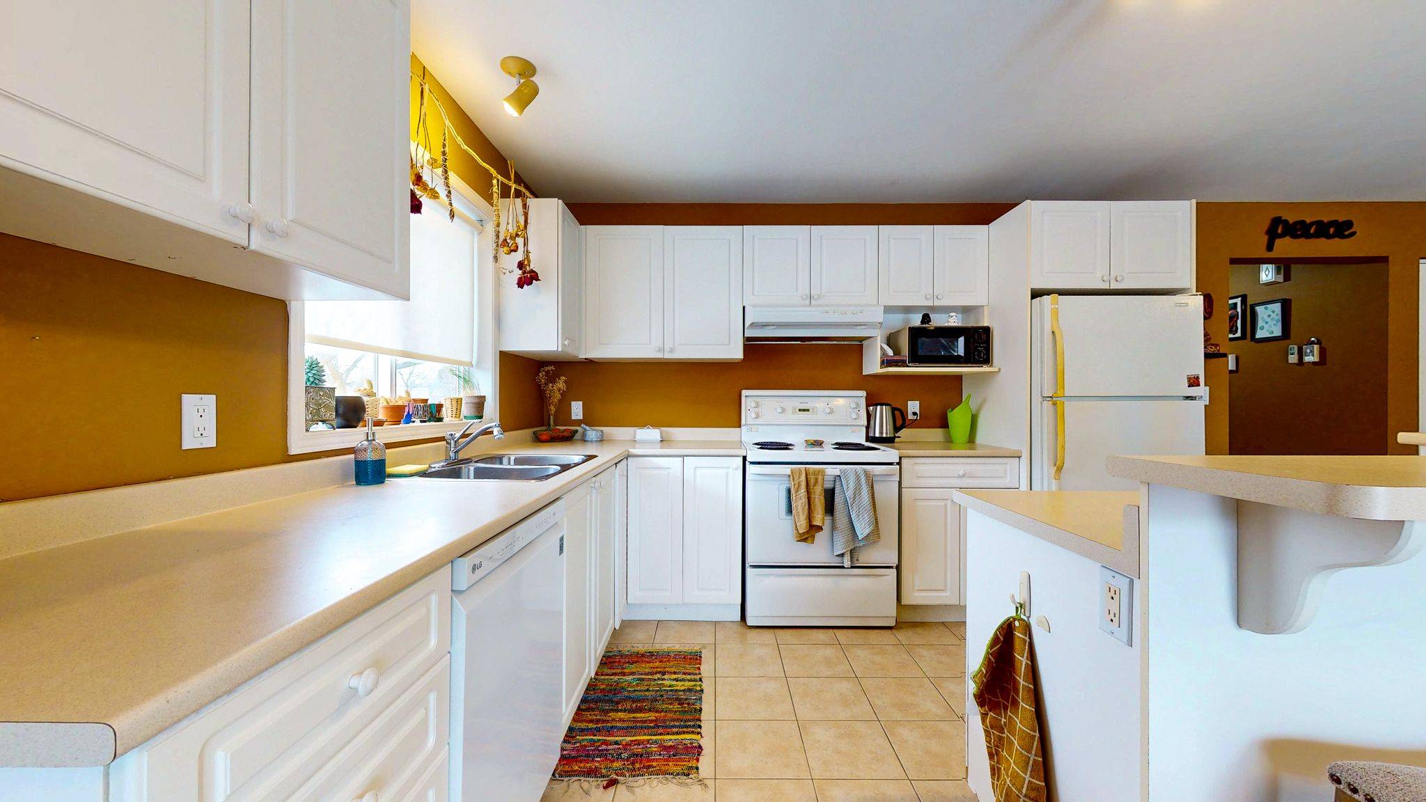 Collingwood, ON L9Y 2C9,171 Eighth ST #302