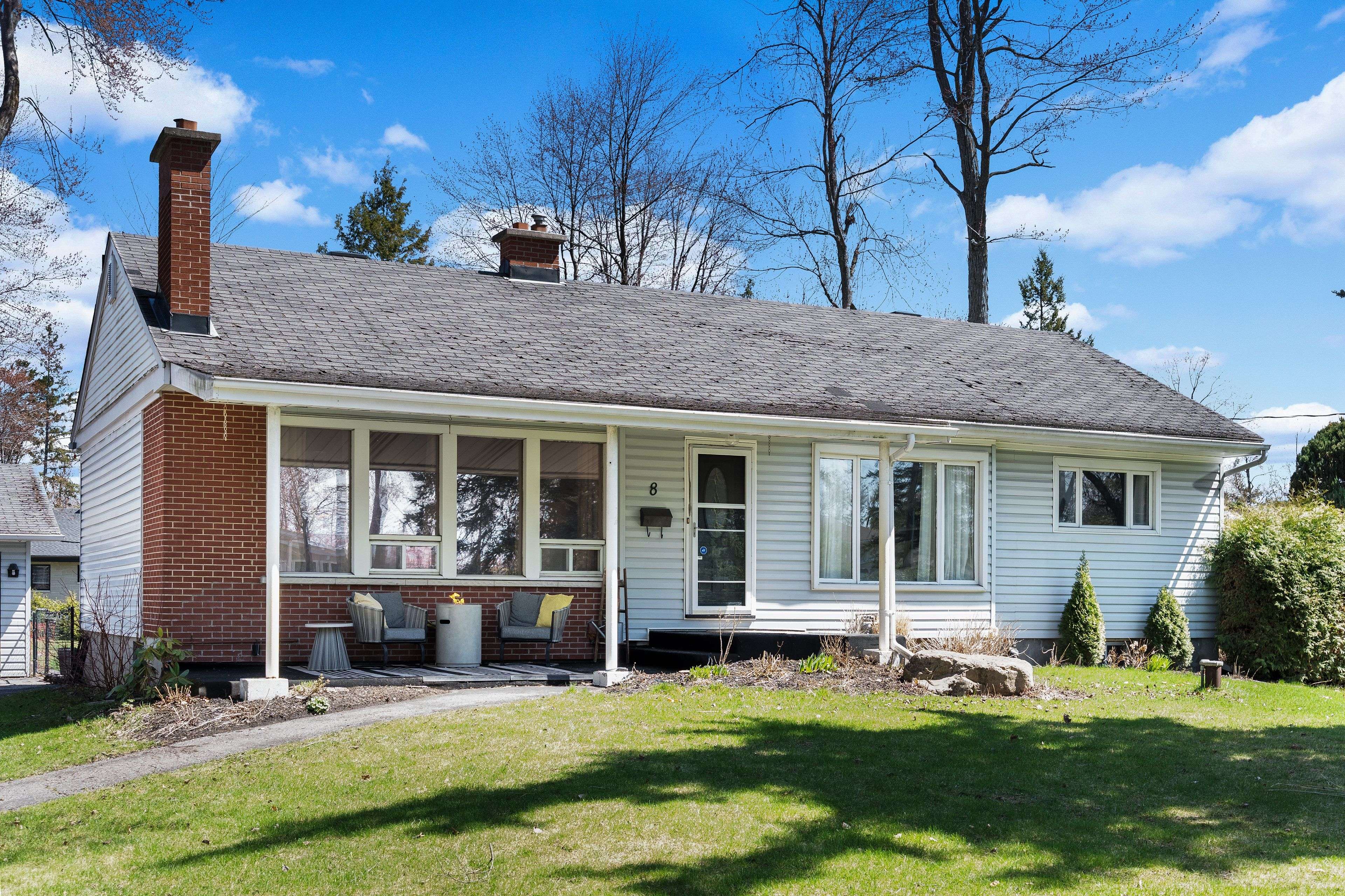 Country Place - Pineglen - Crestview And Area, ON K2E 6X7,8 Pineglen CRES