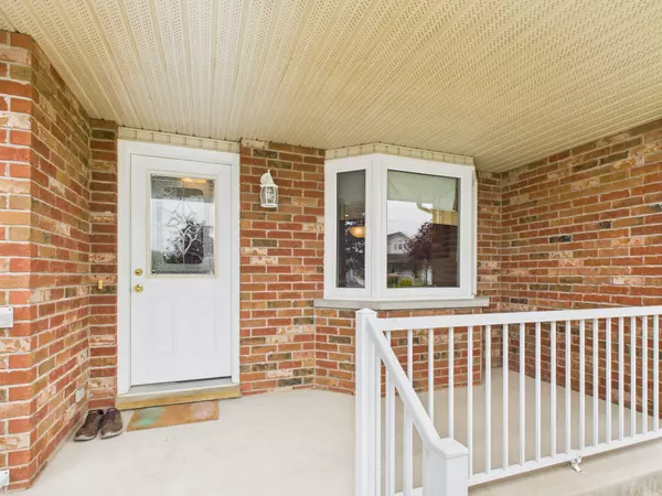 Saugeen Shores, ON N0H 2C1,489 Andrew ST