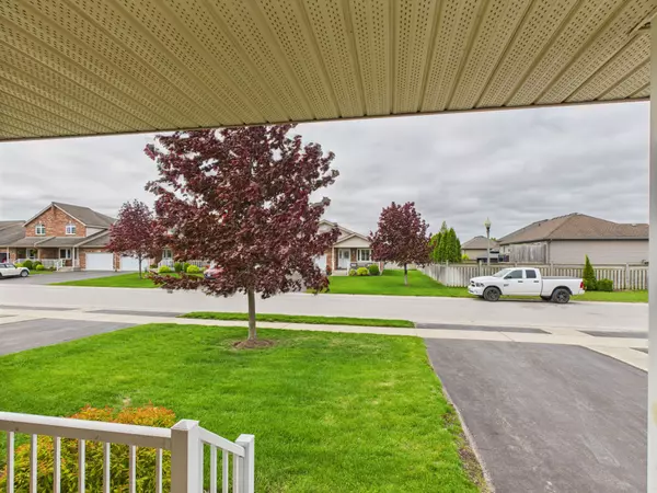 Saugeen Shores, ON N0H 2C1,489 Andrew ST
