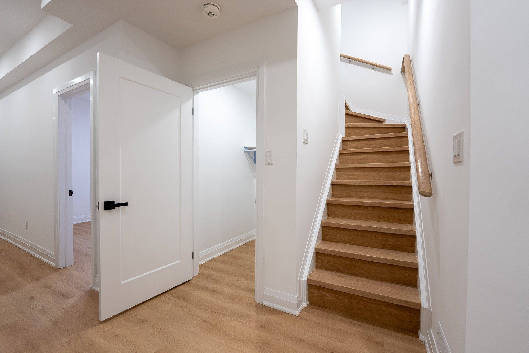 Markham, ON L6B 1N9,544 White's Hill AVE #Basement