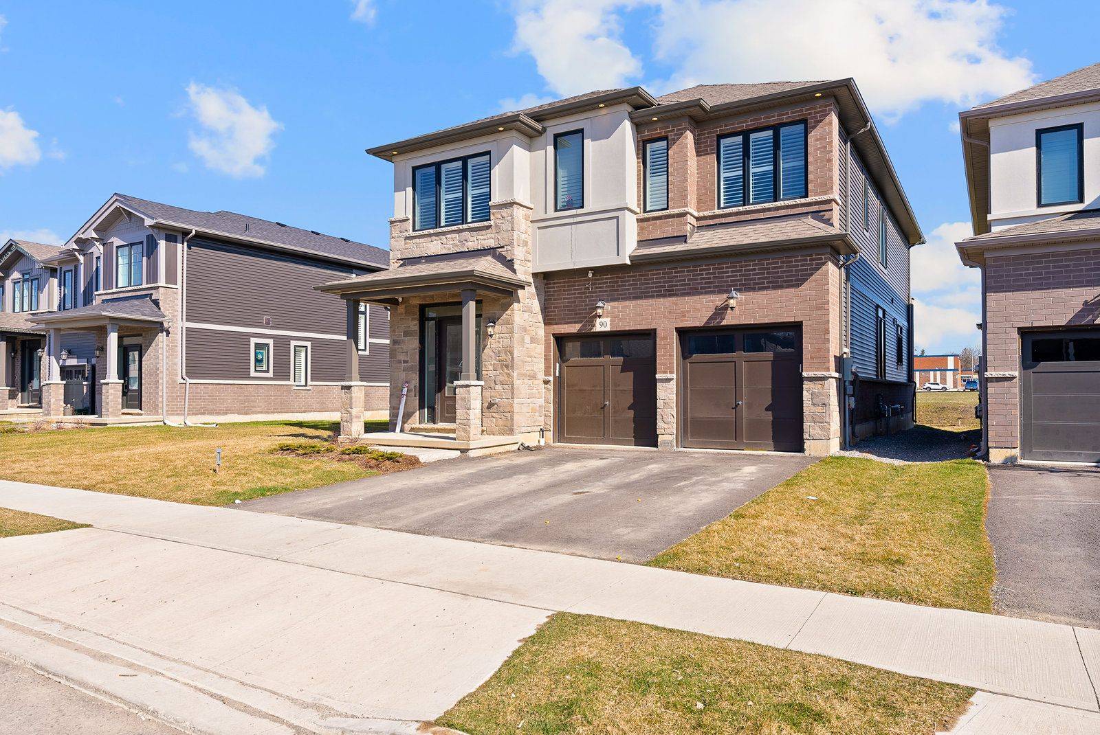 Hamilton, ON L0R 1W0,90 Spitfire DR