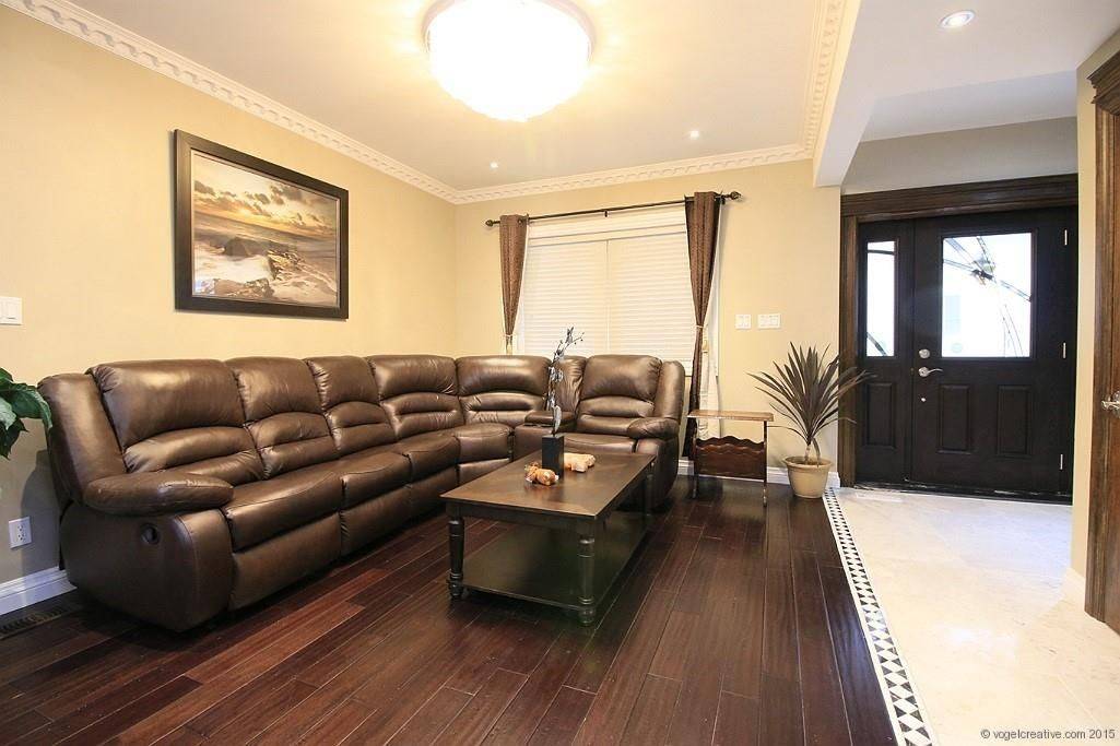 Hamilton, ON L8S 4H1,71 Paisley AVE N
