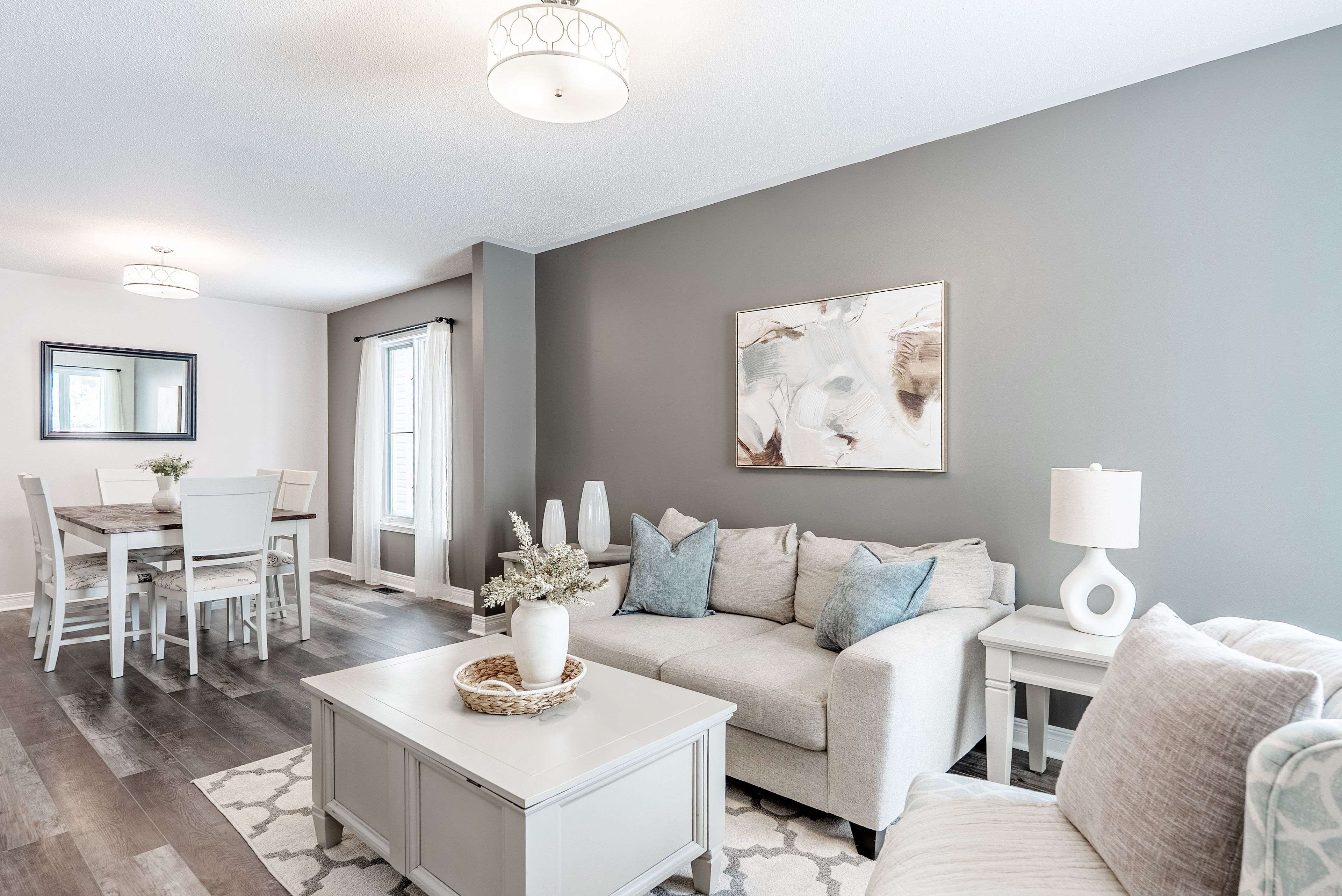 Barrhaven, ON K2J 4K9,18 Avonhurst AVE