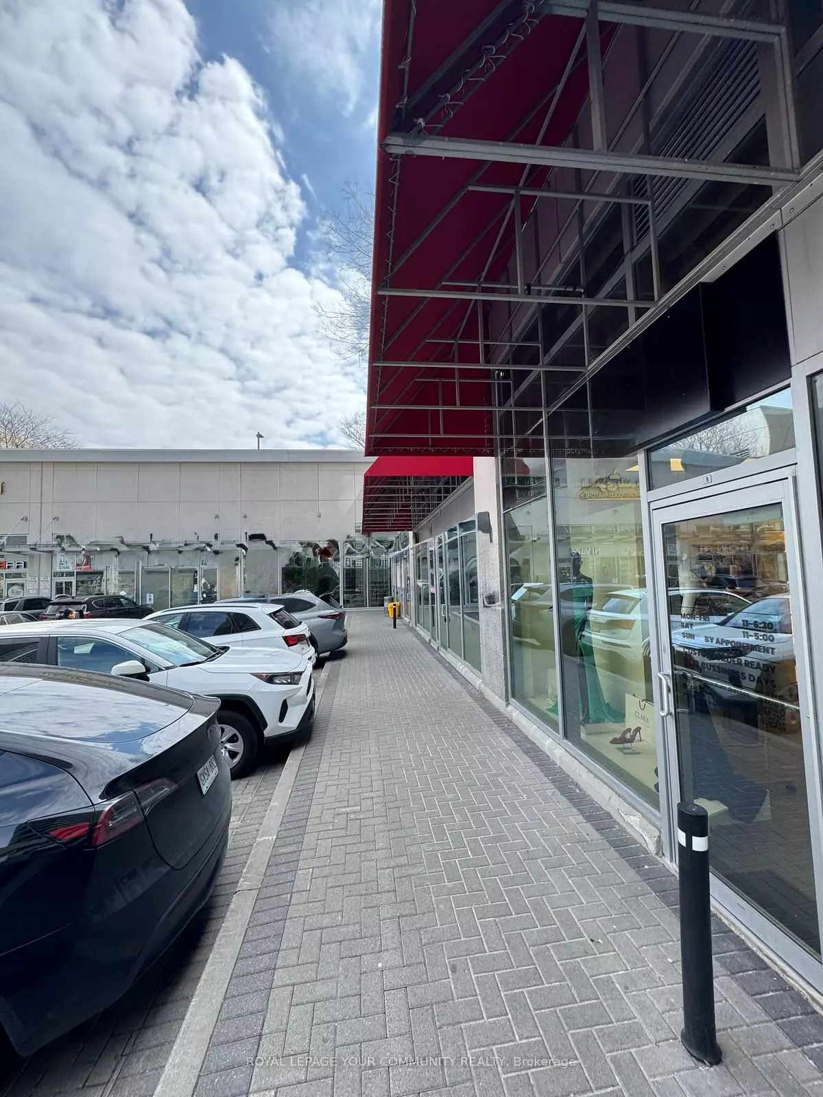 Markham, ON L3T 0C7,7181 Yonge ST #Unit 8