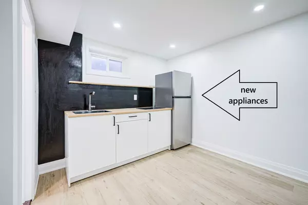 Markham, ON L3R 3E5,16 Carey CRES #Apt. B