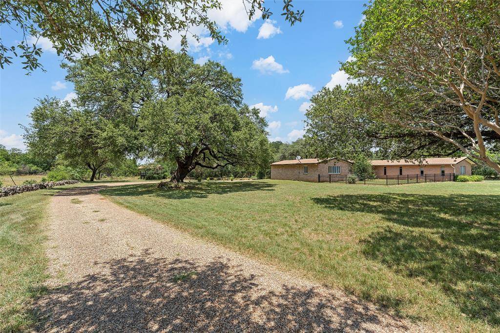 Mcgregor, TX 76657,28368 W Highway 84