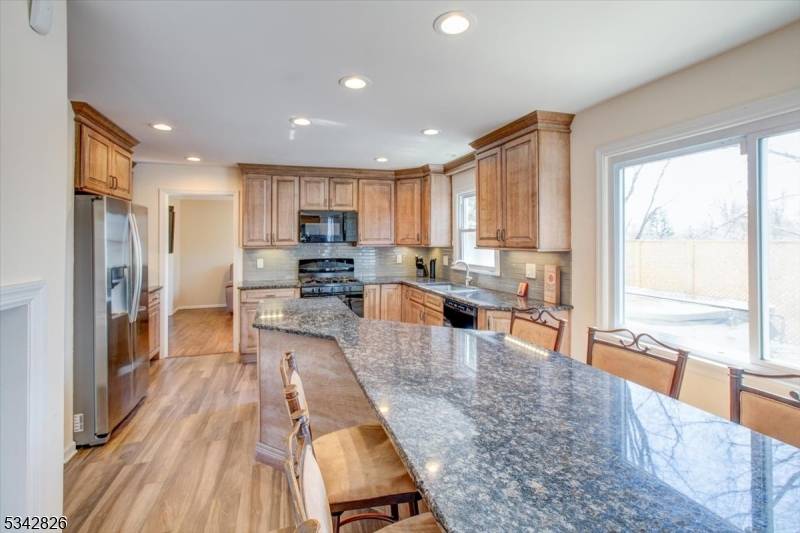 Parsippany-troy Hills Twp., NJ 07950,7 Tallwood Ct
