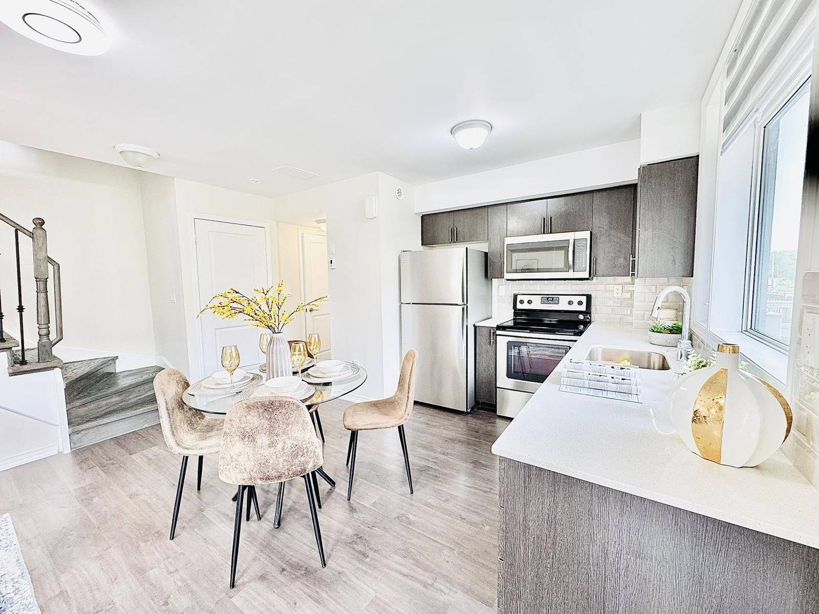 Toronto E11, ON M1B 0C4,80 Orchid Place DR #303