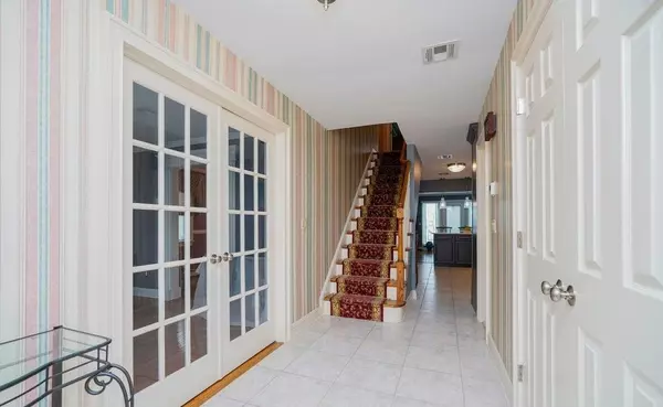 Richmond, NY 10306,128 Justin AVE