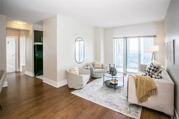Mississauga, ON L5B 0E1,330 Burnhamthorpe RD #3203