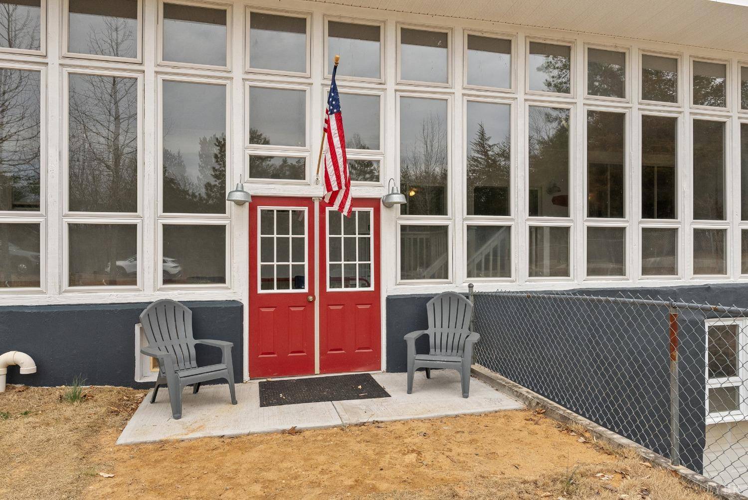 Phenix, VA 23959,3405 Red House Rd
