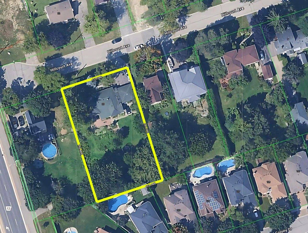 23 Hillcourt AVE, Whitby, ON L1R 2T9
