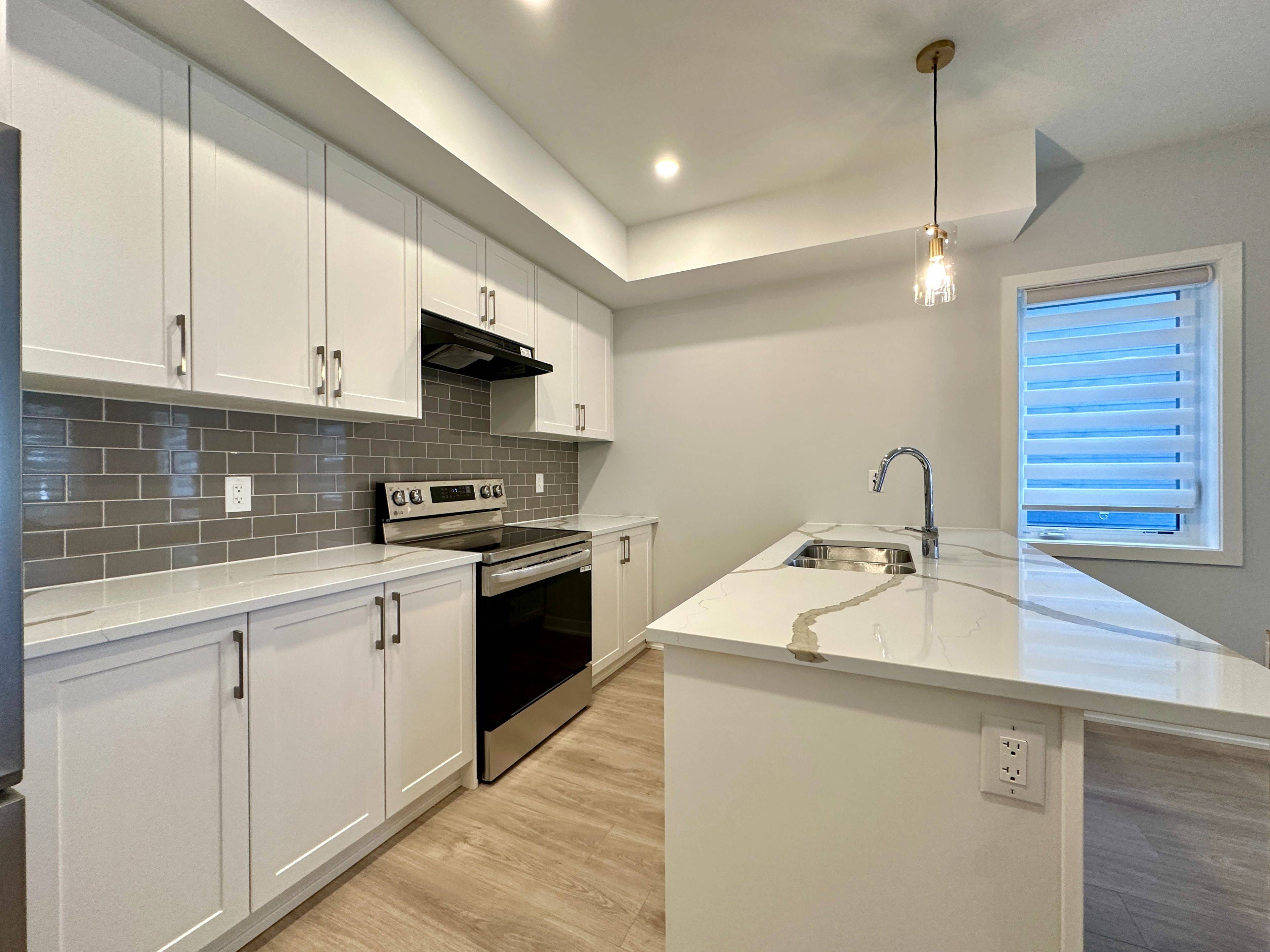 Barrhaven, ON K2J 7K7,422 Lillian Freiman Private