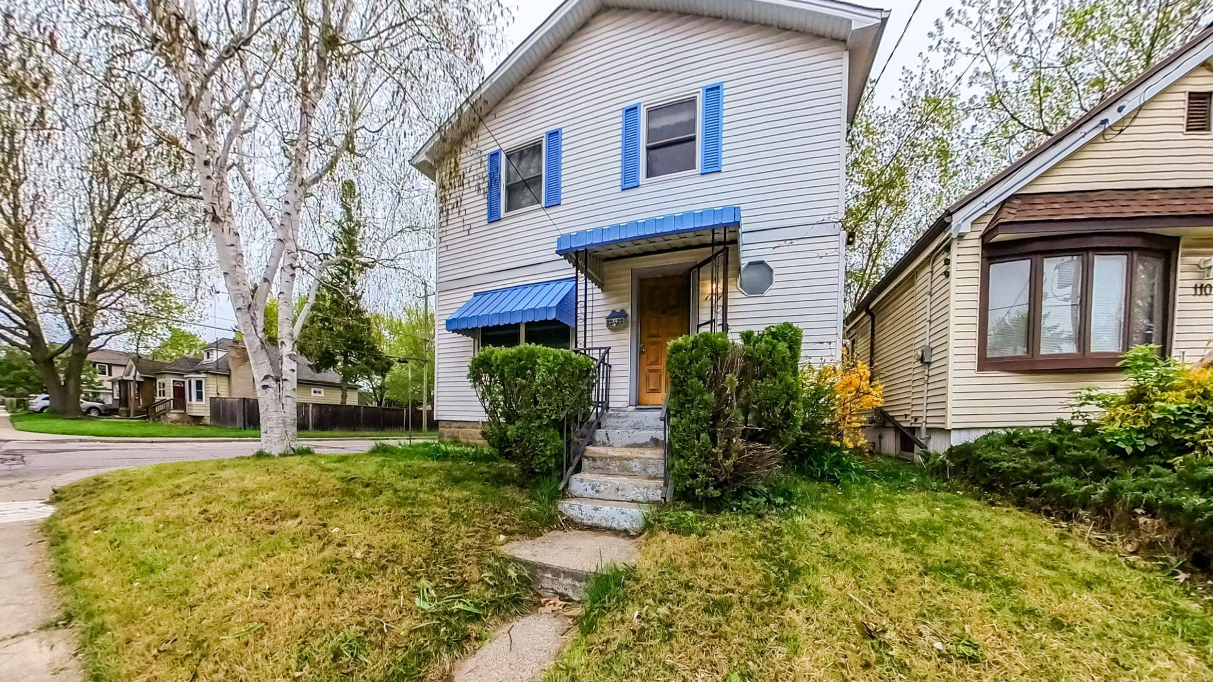 Hamilton, ON L8S 2C5,114 Royal AVE
