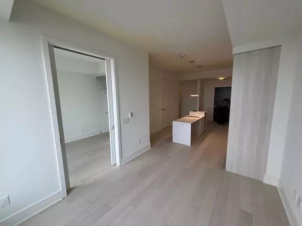Toronto C02, ON M4W 0B7,11 Yorkville AVE #4303