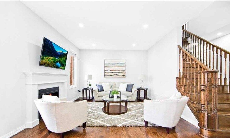 Milton, ON L9T 8H1,1112 Solomon CT #Upper