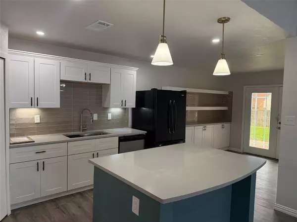 Plano, TX 75025,7913 Hook Drive