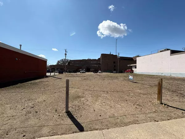 Ponoka, AB T4J 1N5,5103 50 AVE