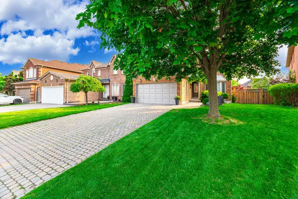 Mississauga, ON L5V 1S4,5220 Buttermill CT