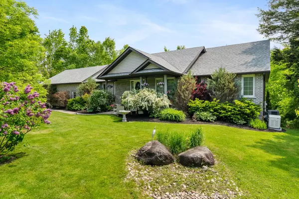141 Shanagarry DR, Selwyn, ON K0L 1T0