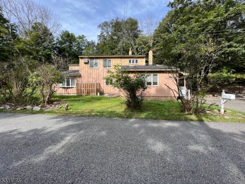 Ringwood Boro, NJ 07456,101 Magee Rd