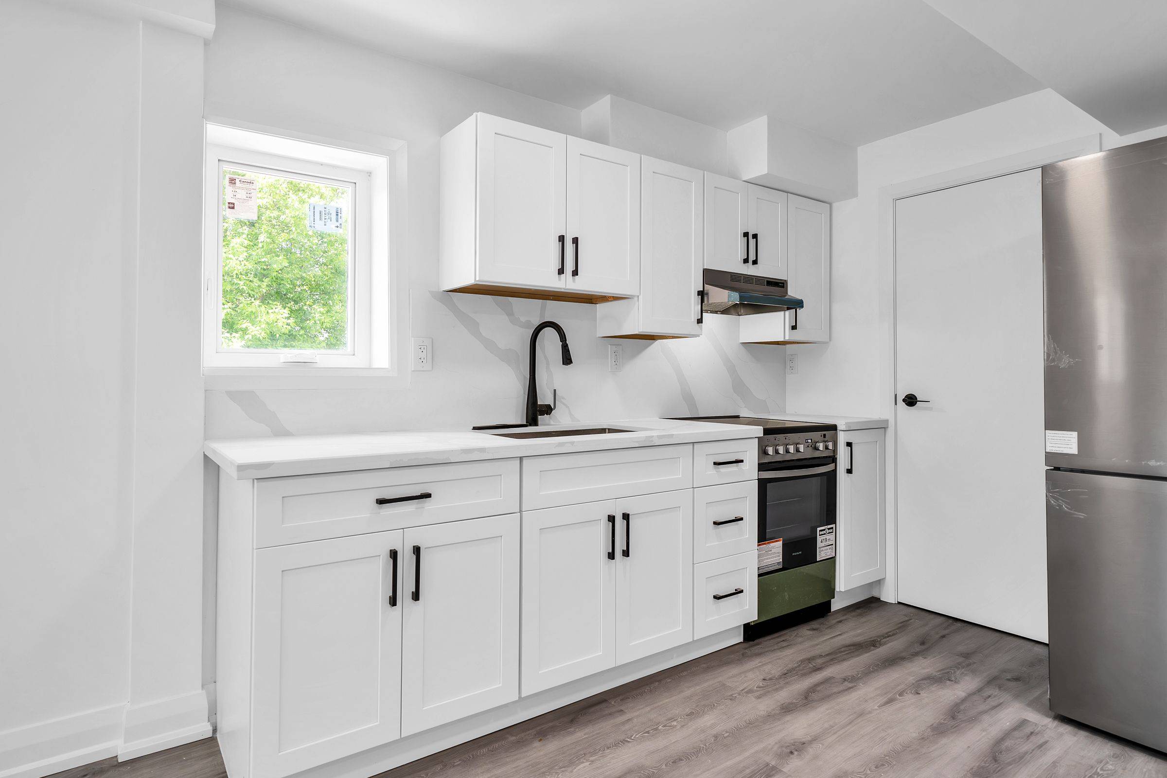 Oshawa, ON L1K 0K9,537 Luple AVE #Basement