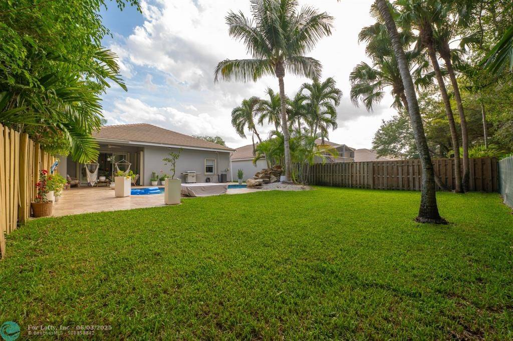 Weston, FL 33331,16533 Turquoise Trl