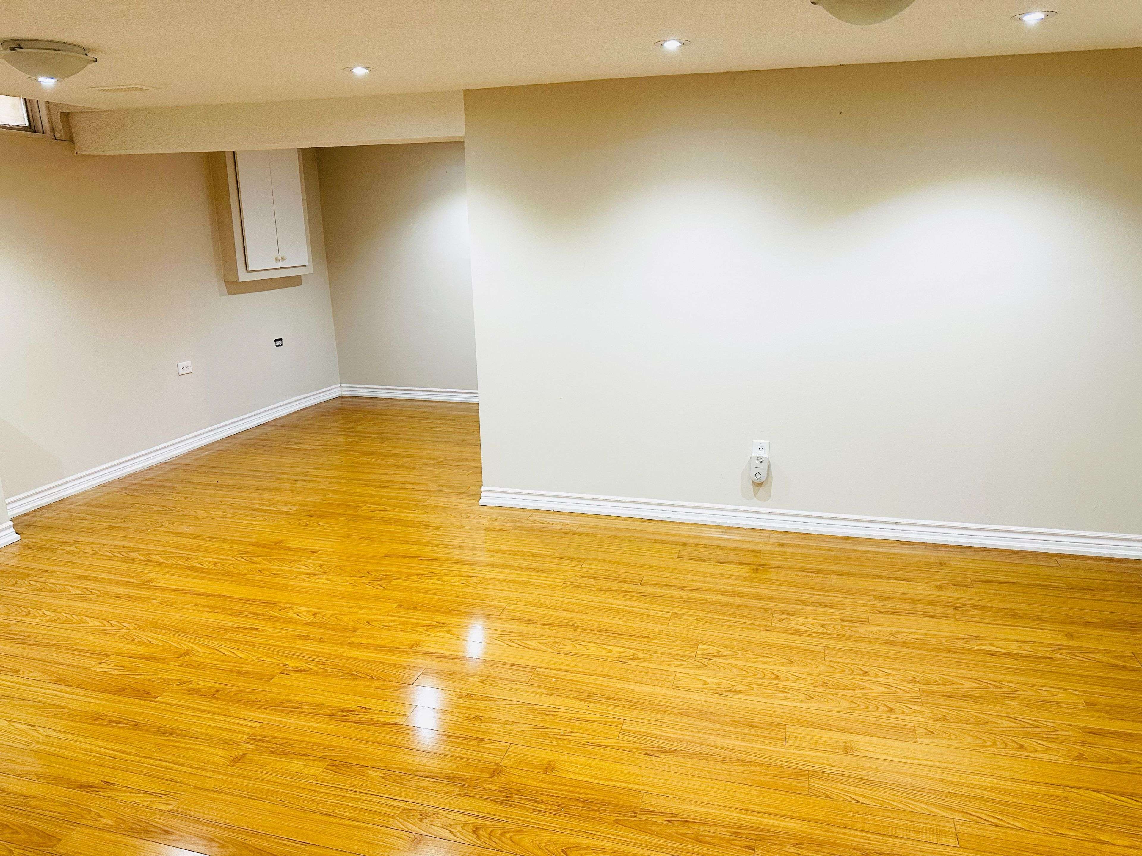 Mississauga, ON L4T 3H6,7809 Priory CRES #BSMT